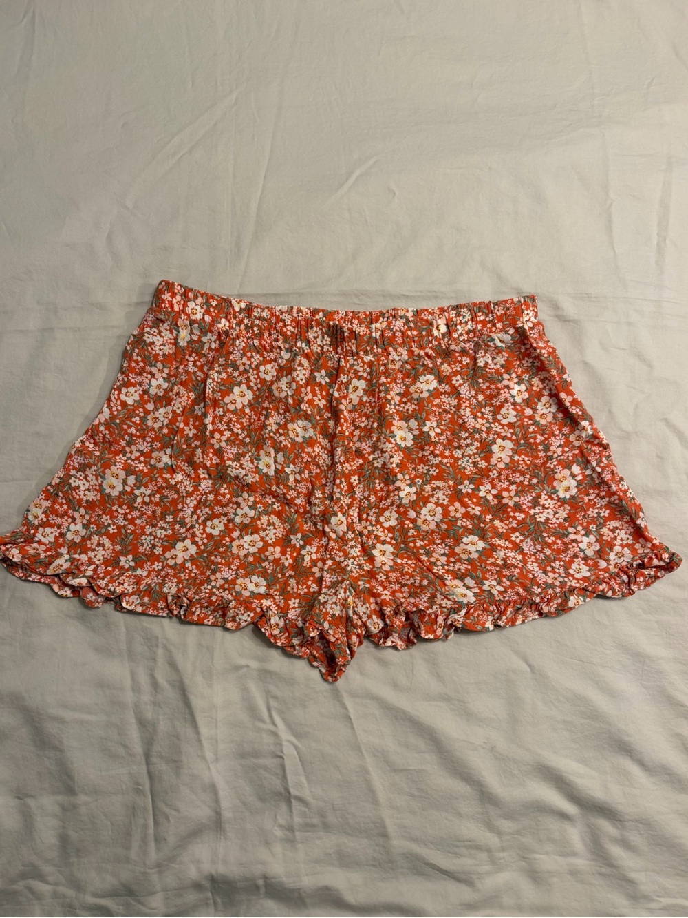 American Eagle Flowy Shorts Size XL Orange Floral